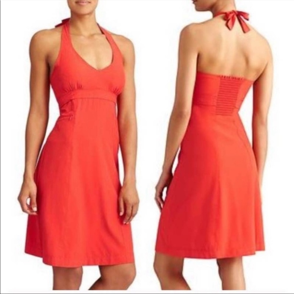 Athleta halter dress smocked everywhere nylon blend athletic size 8